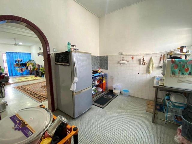 Taman Sri Pulai Single Storey House 3 Bedroom