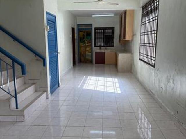 Taman Sri Pulai Perdana Double Storey Terrace for Sale
