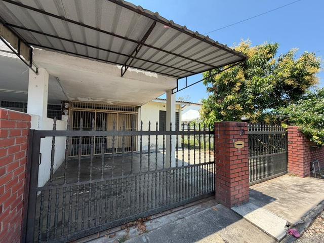 Taman Sri Rambai Single Storey Semi D 2800sqft All New Paint Mosaic
