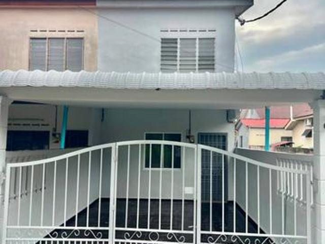 Taman Sri Temenggong Muar Double Storey Low Cost End Lot