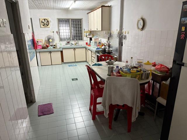 Taman Sungai Besi Indah double storey Seri Kembangan Selangor
