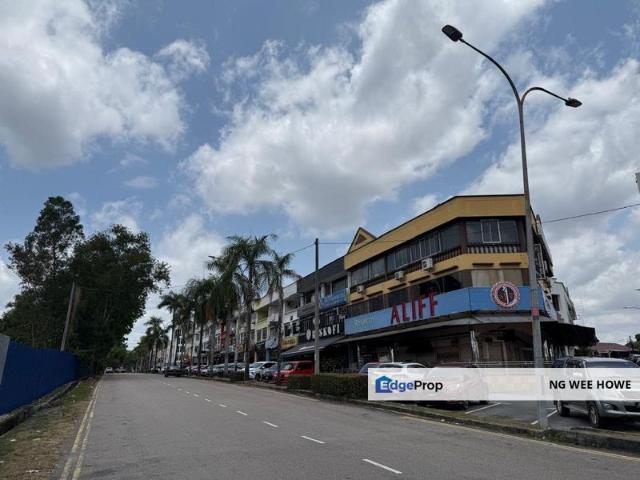 TAMAN SURIA