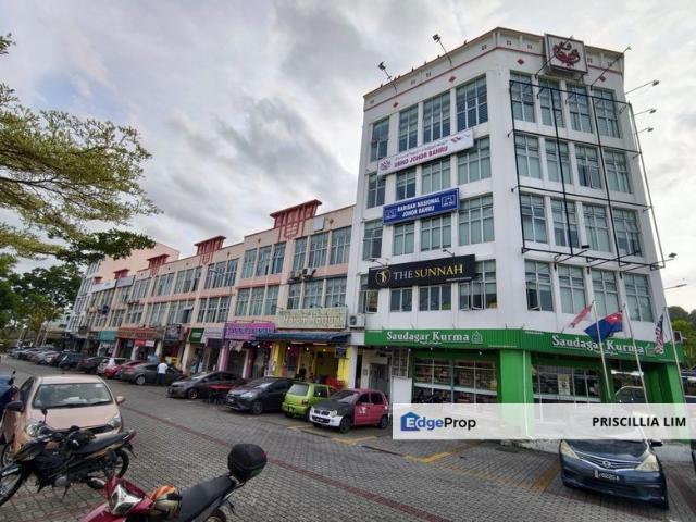 TAMAN SURIA
