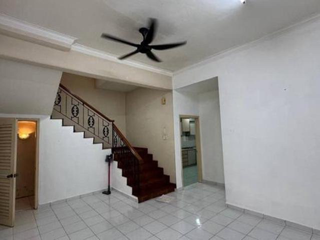 Taman Suria Double Storey House 4Bed 3bath Partial Furnished