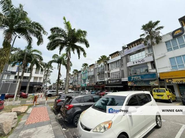 TAMAN SUTERA