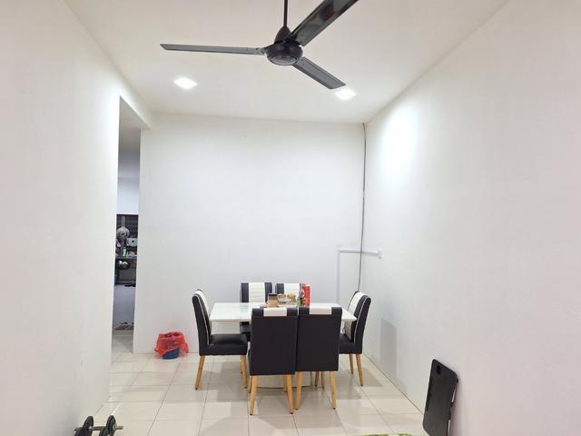 TAMAN SUTERA MERAH Mersing Rumah Setingkat Renovated Unit Below MV