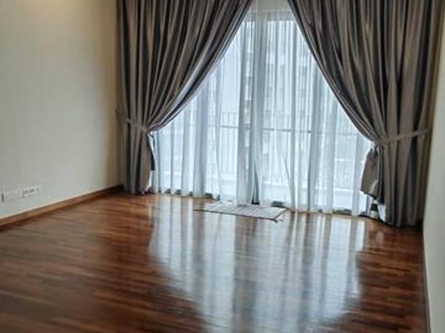 Tamarind Condo High floor