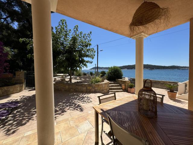 Tamaris Maison de caractère au sein d’une résidence privée. 175m² La Seyne sur Mer