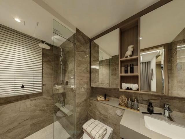 Tampines North Drive 1 D18, Condominium