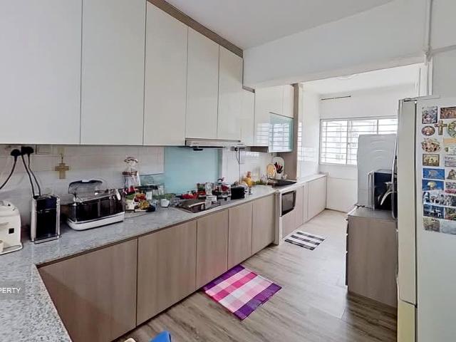 Tampines Street 11 Tampines, HDB 3 Rooms