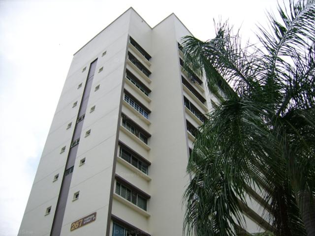 Tampines Street 21 Tampines, HDB 4 Rooms