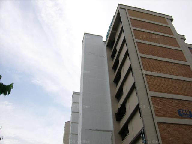 Tampines Street 21 Tampines, HDB 4 Rooms