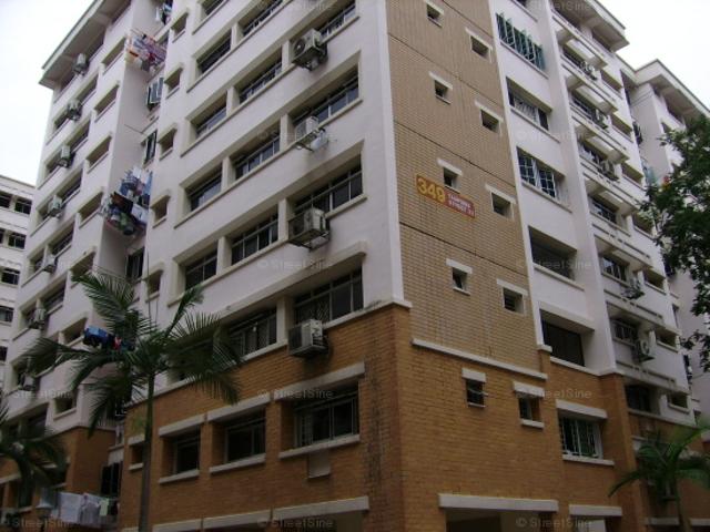 Tampines Street 33 Tampines, HDB 4 Rooms