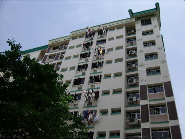 Tampines Street 42 Tampines, HDB 4 Rooms
