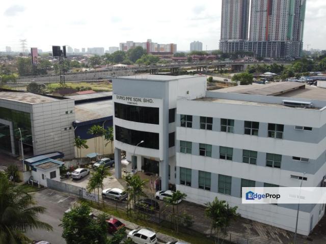 Tampoi 3 Storey detached factory Fully Fitted For