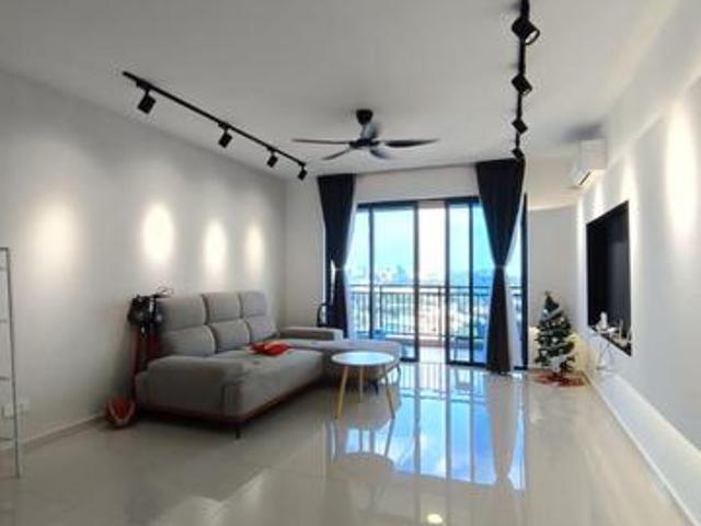 Tampoi Central Park For Sale Big Size 41 Bedroom Good Condition