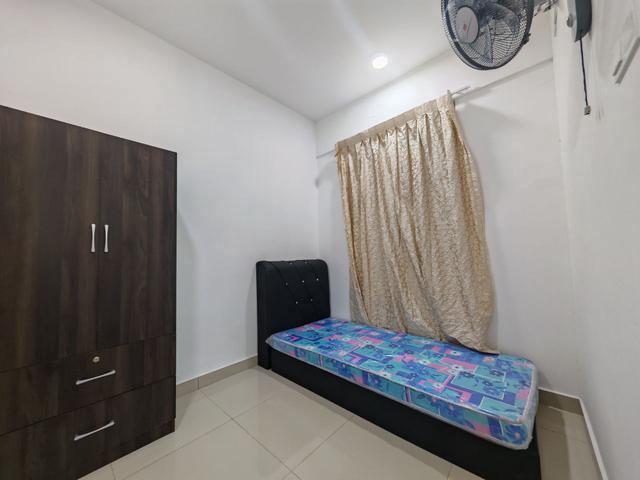 Tampoi Aliff Heights 2 Bed Fully furnished Guard Gated Balcony Ciq