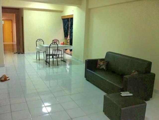 Tampoi Dwi Mahkota Apartment Penthouse For Sale