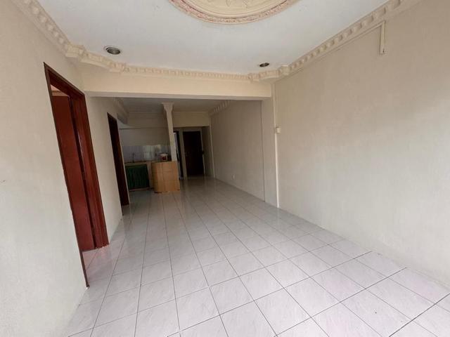Tampoi Indah Jalan Mawar Shop Apartment