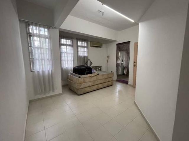 Tampoi Taman Tampoi Utama Corner Lot 3 Storey