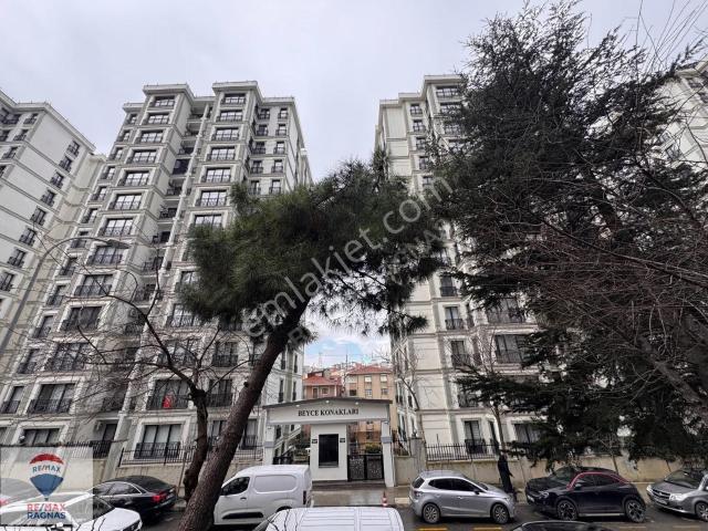 Tantavi Beyce Konaklarında Havuz Bahçe Balkon 2+1 Satılık Daire