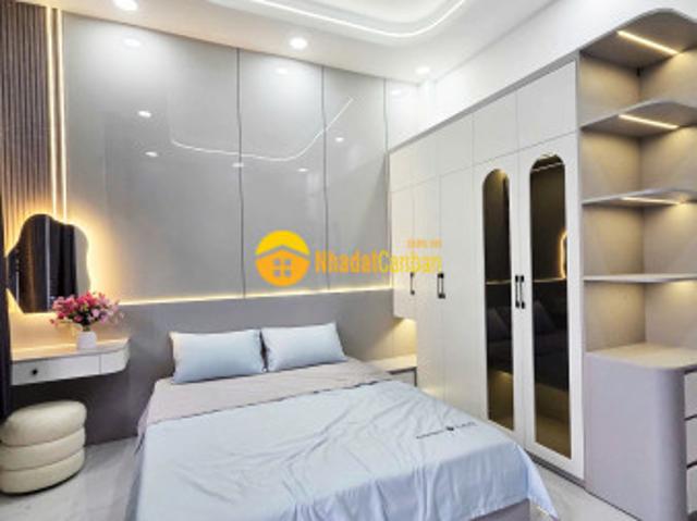 Tân chánh hiệp q12 hxh 3 tầng full nội thất 5.6 tỷ