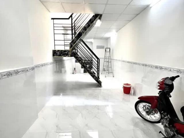 [Tân Bình ] Hiệp Nhất Hẻm 1 Sẹc, Sát Mặt Tiền, 35m2, 2 Tầng Đúc Mới Đẹp, Hoàn Công Đủ, Sổ Đẹp