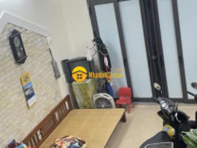 Tân mai ngõ thông xe ba gác đỗ cửa dt 33m5t giá 5.8 tỷ sđcc