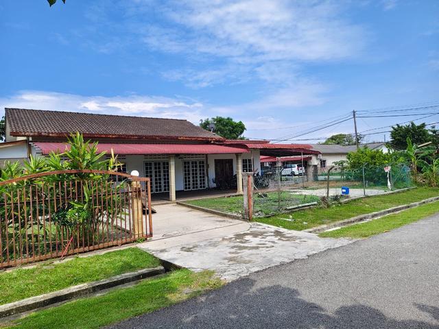 Tanah 6400 kps Banglo 1 Tingkat Kampung Bahagia Jiboi Seremban