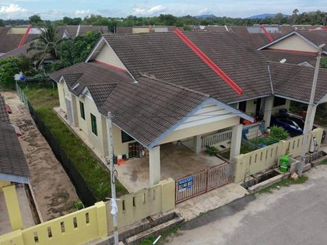 Tanah Belakang Luas Belakang MrDiy SemiD Setingkat Kempadang Aman