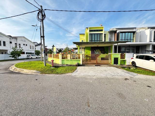 TANAH BESAR CORNER LOT 2 Storey Terrace Taman Saujana KLIA Sepang