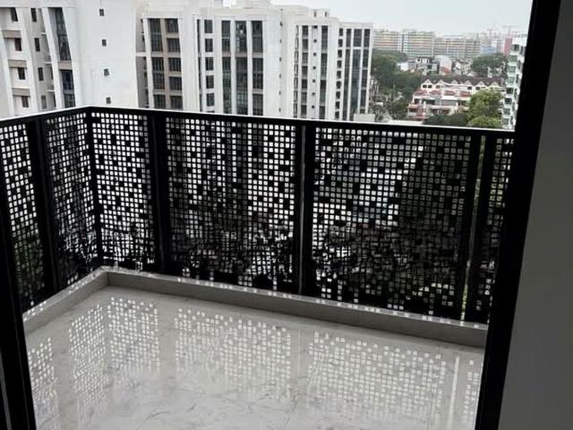 Tanah Merah Kechil Link D16, Condominium