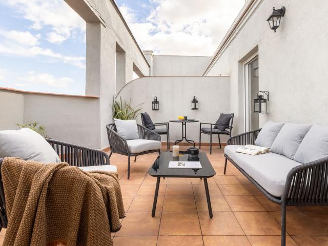 Tanami 2 bedrooms and terrace in Ríos Rosas, Madrid Amsterdam Apartments for Rent