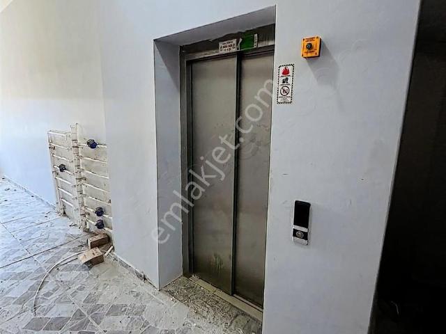 tanberk Den Satılık 2+1 Doğalgazlı Sıfır Daire Ana Cadde Üzeri