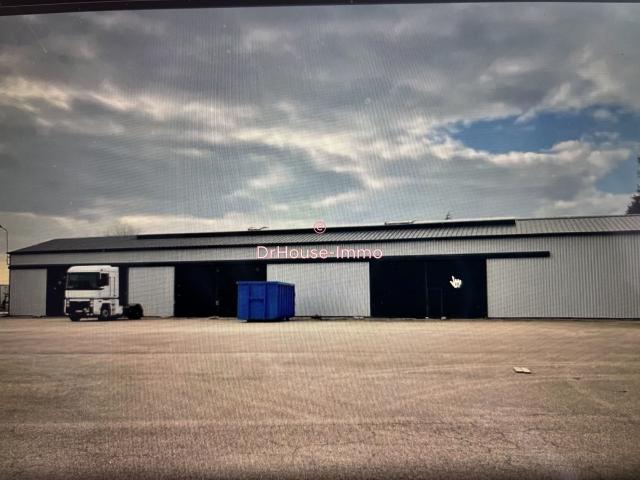 Tancarville, Local d'Activité de 1200 m2 avec bureaux à louer