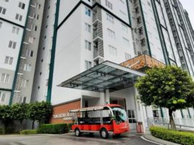 Tangerine Suites Sunsuria City Level 10