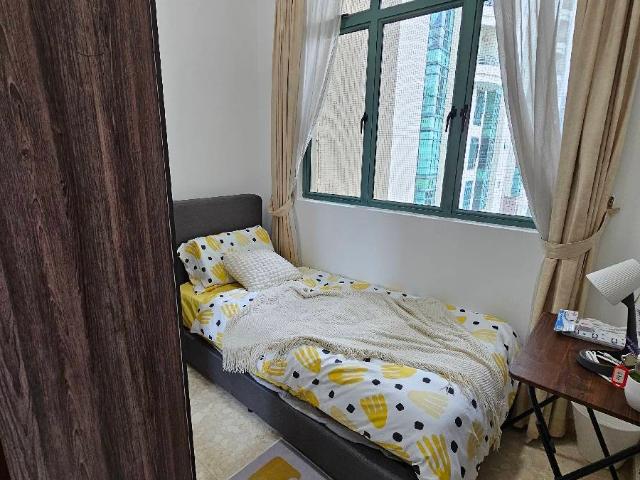 Tanglin Regency Condominium Room Rental, $1,200, 1 Bed 1 Bath 80 sqft $15.00 psf