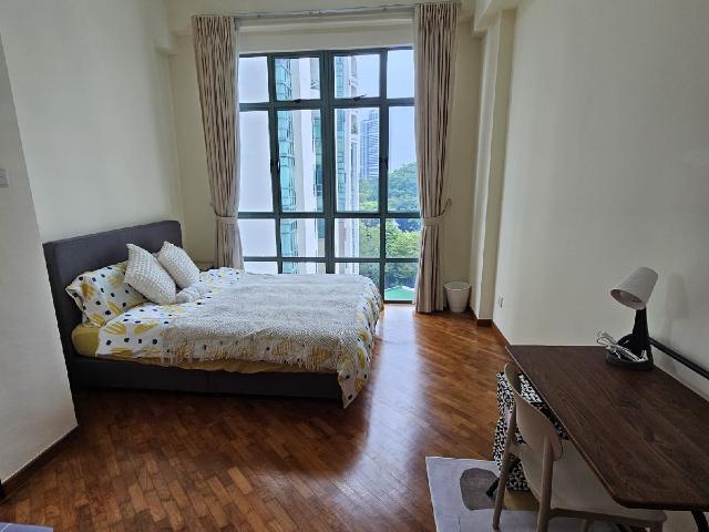 Tanglin Regency Condominium Room Rental, $2,300, 1 Bed 1 Bath 160 sqft $14.38 psf