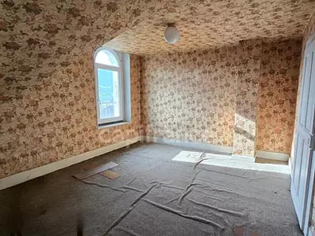 Taninges 74440 Achat / Vente appartement 2 pièces t2 au dernier étage cave