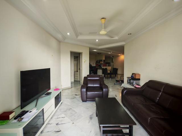 Tanjong Tokong unit for RENT Ready to move in Big unit with low rent