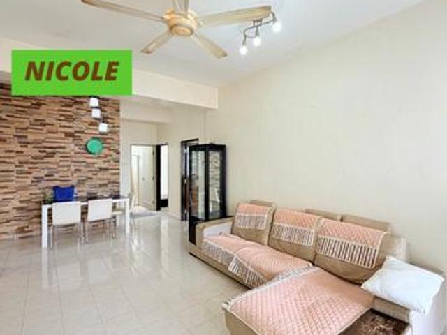 Tanjung Bungah Coastal Tower Corner 2 Car Parks Seaview Reno Furnished