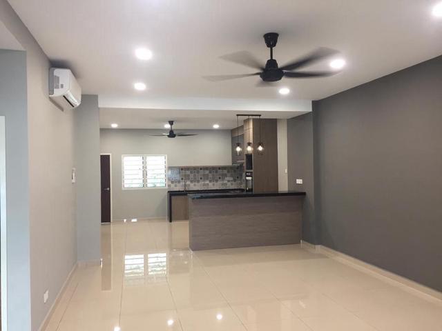 Tanjung Bungah Single Storey SemiDetached with Small Garden for Rent