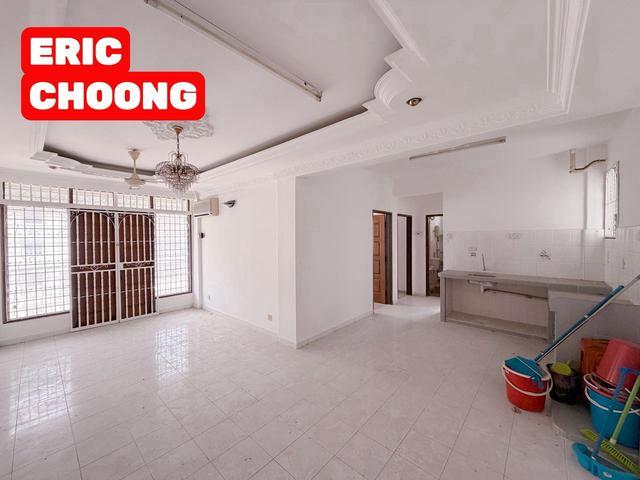 TANJUNG COURT AYER ITAM FARLIM RENOVATED 800 Sqft BALCONY SALE 1CP