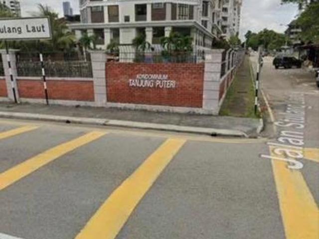 Tanjung Puteri Johor Bahru Condo for salestulang laut