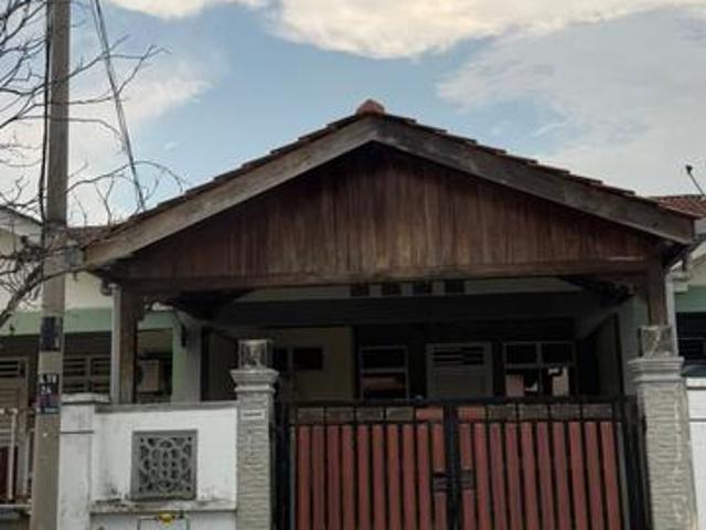 TANJUNG PUTERI RESORT 3R2B Unblocked 1Storey near MMHE