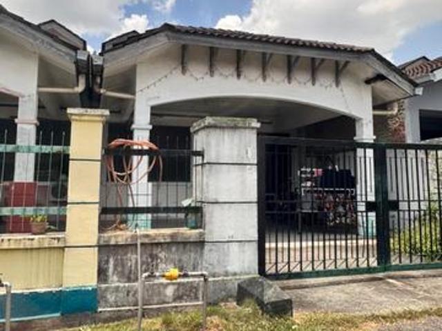 TANJUNG PUTERI RESORT single storey 3R2B FREEHOLD