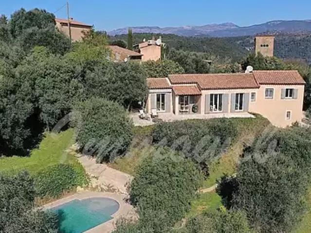 Tanneron 83440 Achat / Vente maison 5 pièces t5 piscine