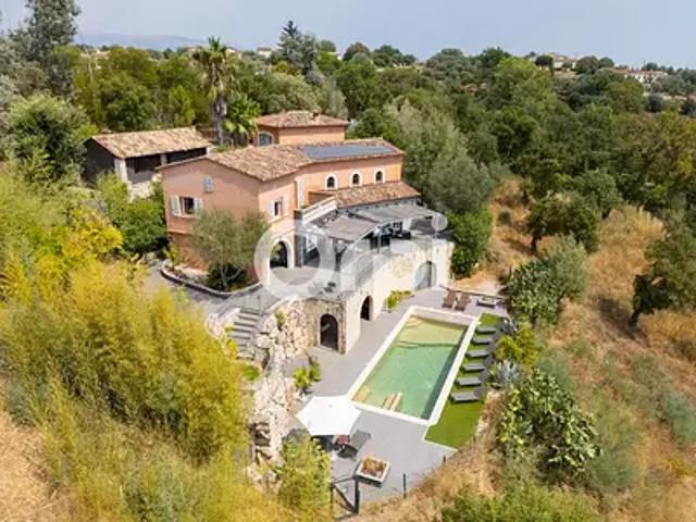 Tanneron 83440 Achat / Vente maison 6 pièces t6 piscine jardin