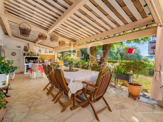 Tanneron – Authentique Longère au cœur du village 161m² Tanneron