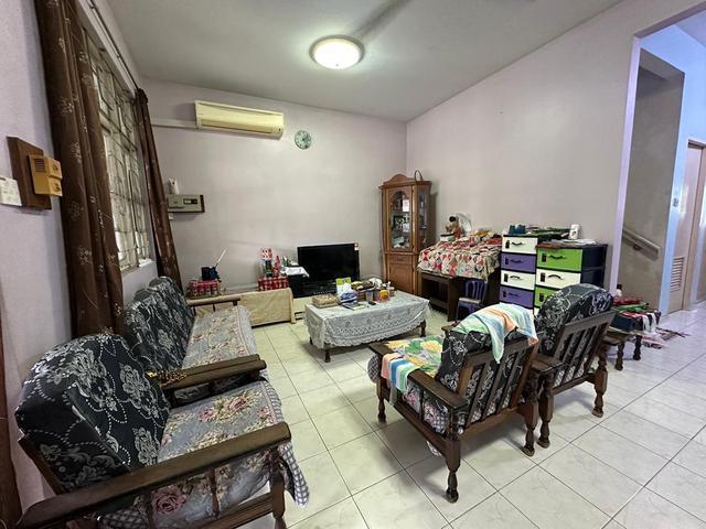 Tabuan Jaya Double Storey Intermediate House FOR SALE